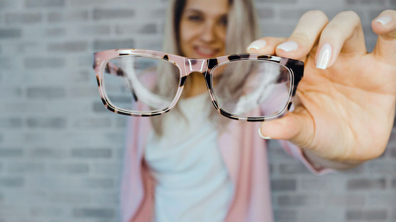 soluzioni per l'astigmatismo a magenta